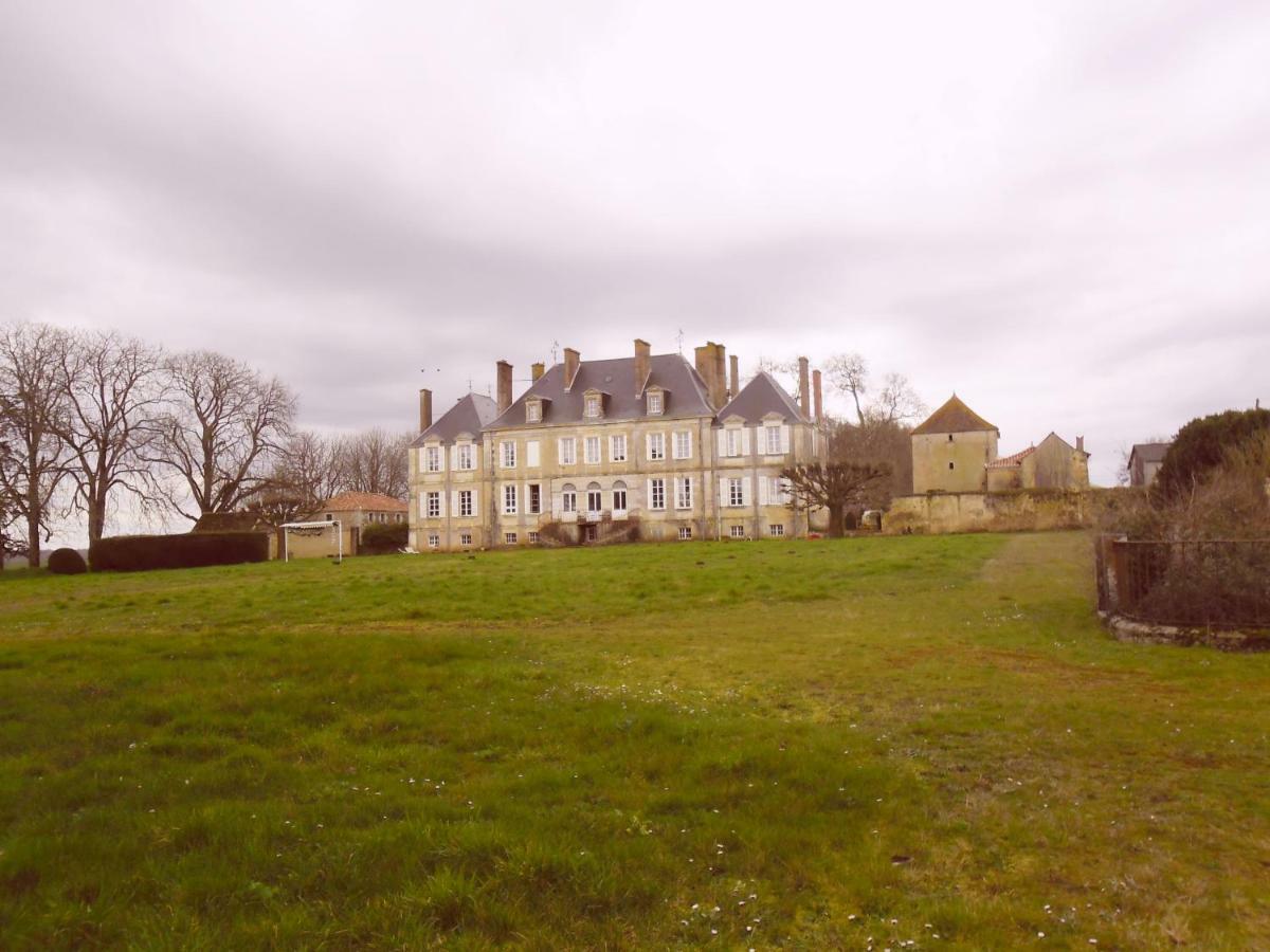 Chateau Des Noces Bazoges-en-Pareds Kültér fotó