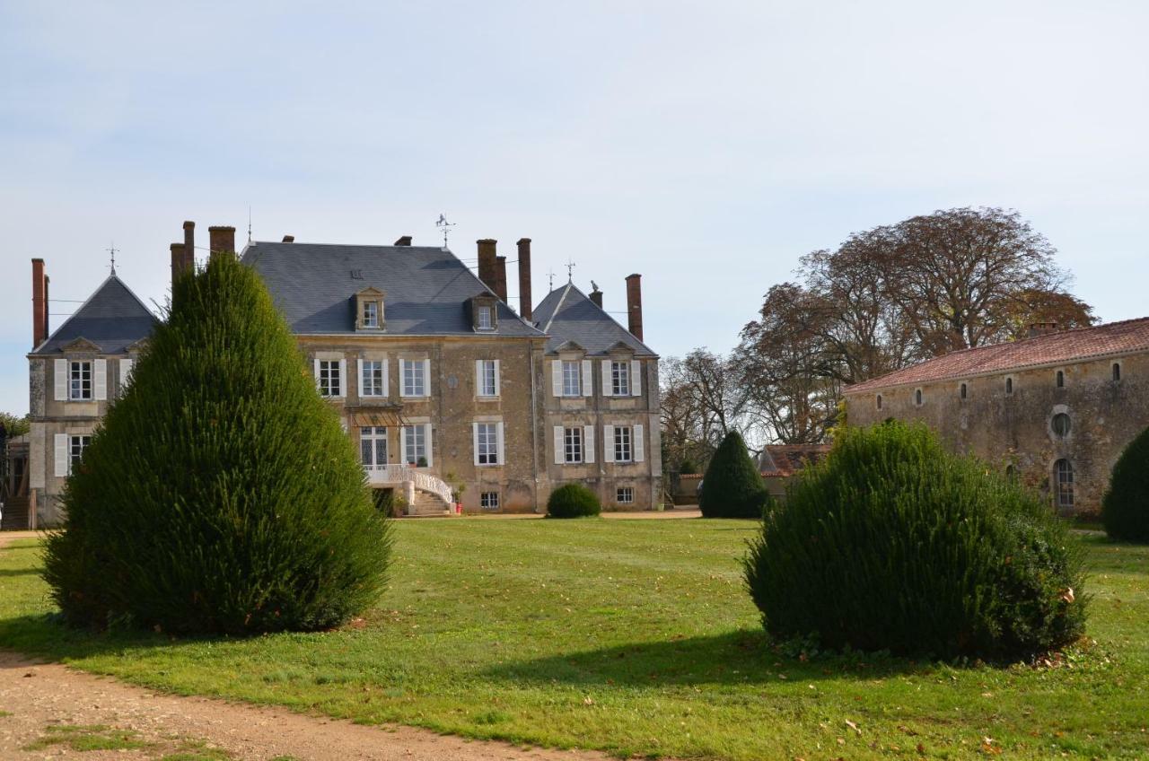 Chateau Des Noces Bazoges-en-Pareds Kültér fotó